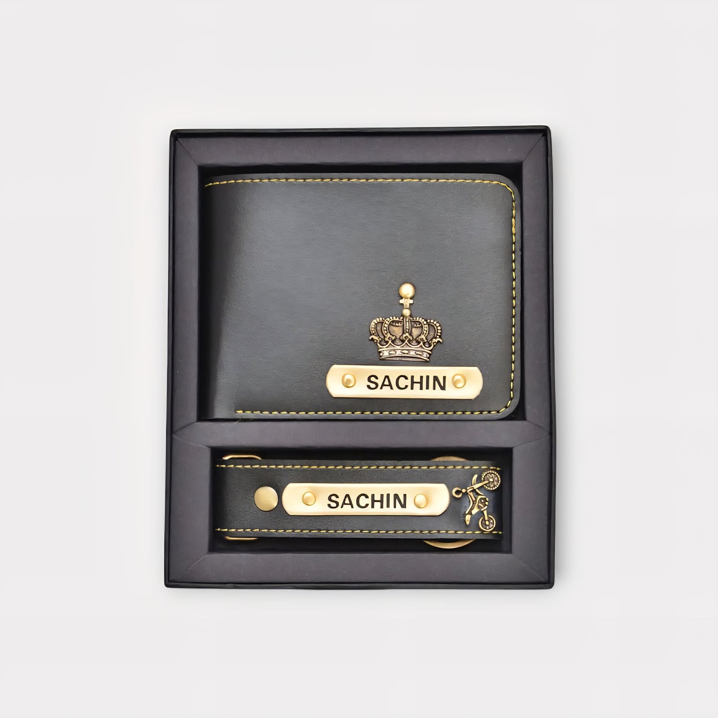 Etchvara Personalized Men’s Wallet & Keychain – Gift Set