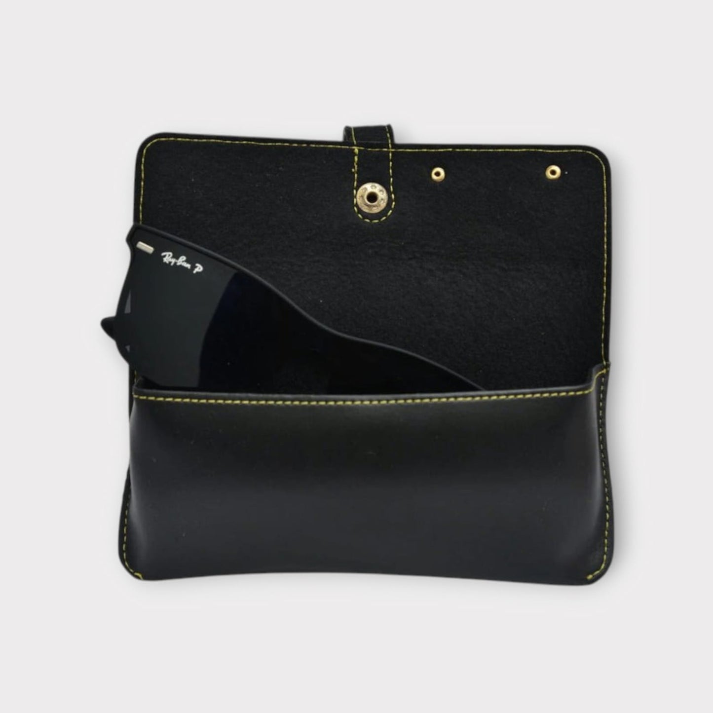 Etchvara Personalized Men’s Leather Gift Set – 3-in-1 Combo