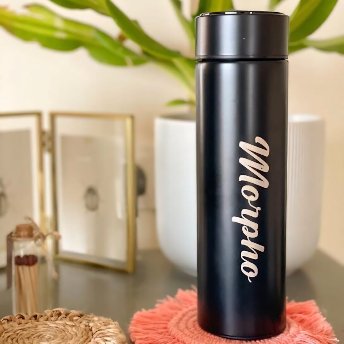 Smart LED Temperature Bottle | 500ml Insulated Steel Flask | Hot & Cold Thermos for Travel, Gym & Office (Black)