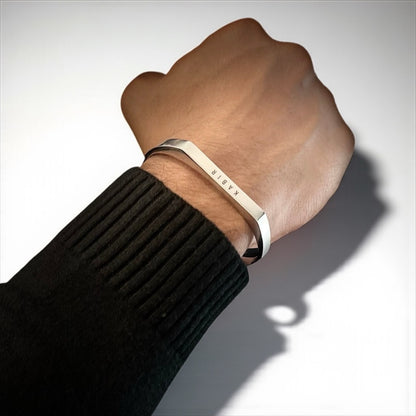 Personalized Zeus Bracelet – Timeless Elegance, Custom Engraved