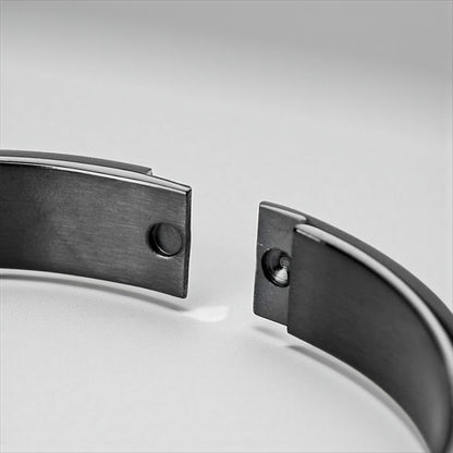 Personalized Oval Bangle Bracelet | Seamless Hinged Cuff | Name Engraved | Unisex Gift Jewelry