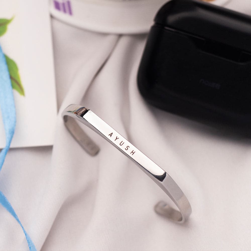 Personalized Zeus Bracelet – Timeless Elegance, Custom Engraved